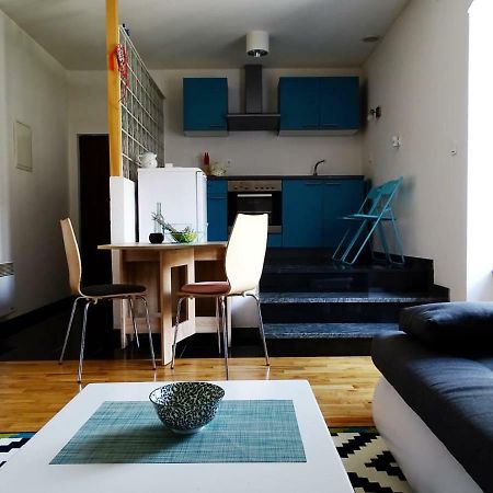 Apartment Naita Sinj Kültér fotó