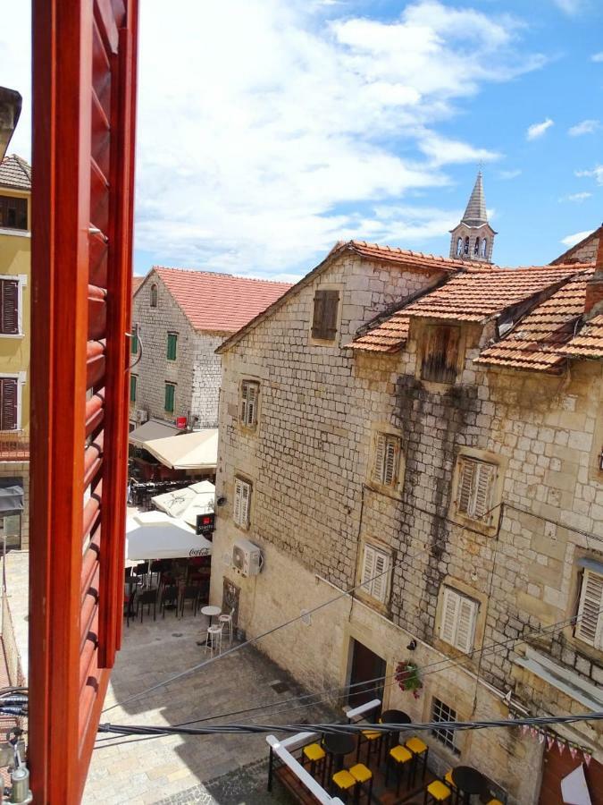 Apartment Naita Sinj Kültér fotó